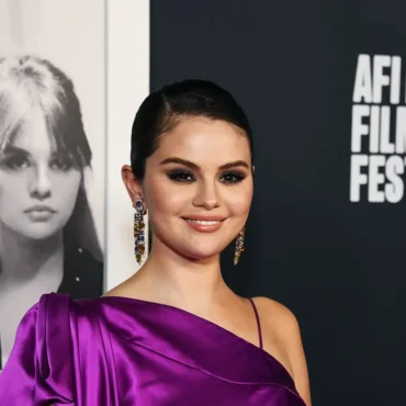 Selena Gomez and her boyfriend Benny Blanco have posted pictures from their romantic date