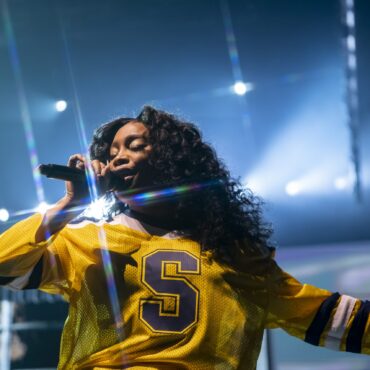 SZA Teases New Music