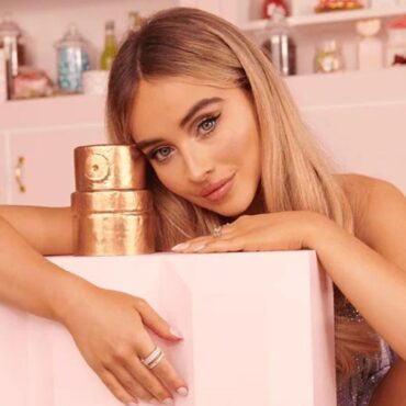 Sabrina Carpenter Teases New Perfume Launch