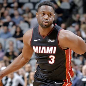 Dwyane Wade Gets His Own Statue Outside Kaseya Center!