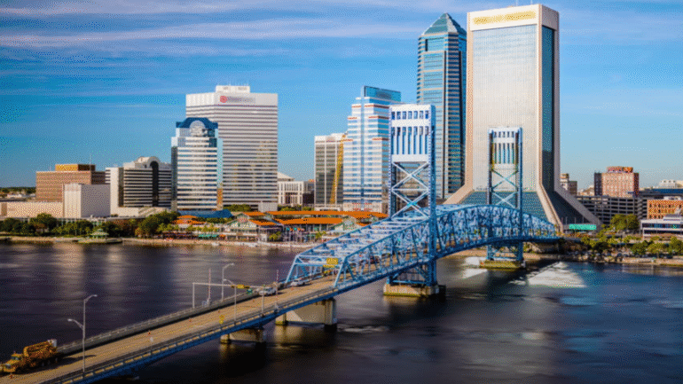 Study Says THIS Is the Best Place to Raise a Family in Florida — And Sorry, Miami, It’s Not You 😬