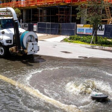 Miami Beach Issues “No Swim” Advisory After Sewer Line Break