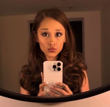 The Blonde Era is Over: Ariana Grande Unveils Dramatic Brunette Return