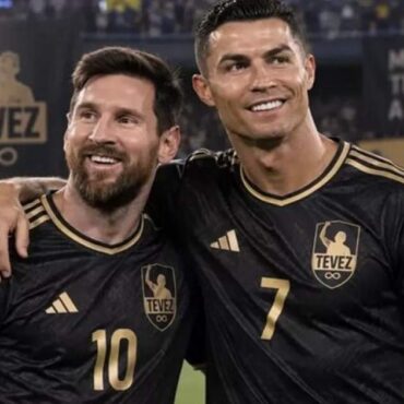 Lionel Messi and Cristiano Ronaldo Could Play on Same Team in Carlos Tevez Farewell Match
